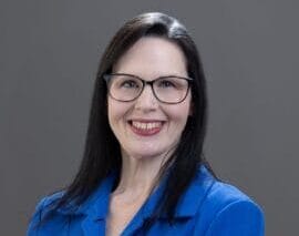 Headshot for Vikki Cleveland